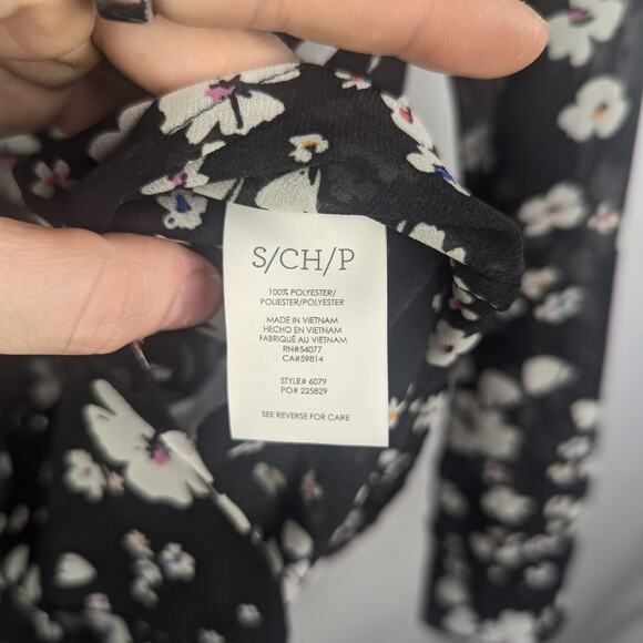 Cabi Blouse Womens Small Sheer Dark Floral Black White Pink Long Sleeve V-Neck - Picture 7 of 9